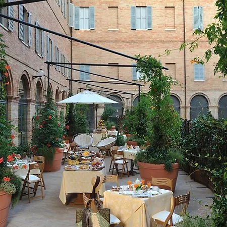 San Domenico 4*
