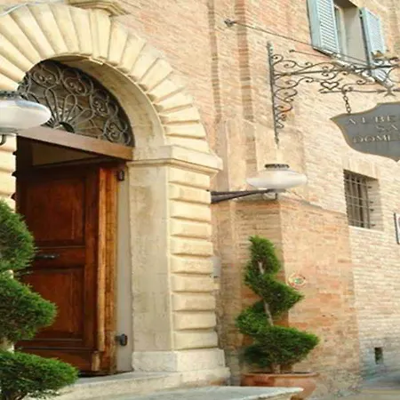 호텔 San Domenico 4*
